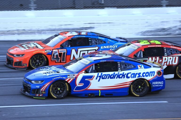 NASCAR alertou quase todo o grid em Talladega por violação de velocidade mínima
