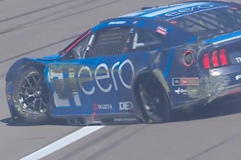 Josh Berry bate no Treino Livre em Las Vegas, confirma carro reserva e vai largar do fim do grid