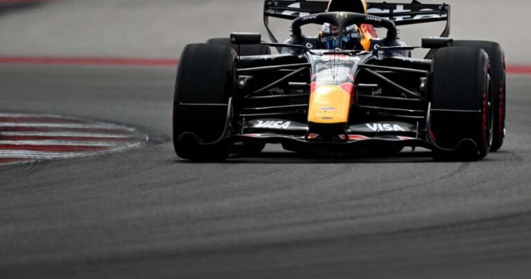 Verstappen relata problema no carro, critica Red Bull e termina o GP dos Estados Unidos em terceiro