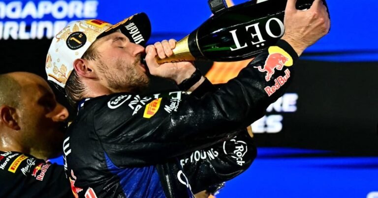 Verstappen vence pela primeira vez em Singapura; Antonelli se aproxima do título